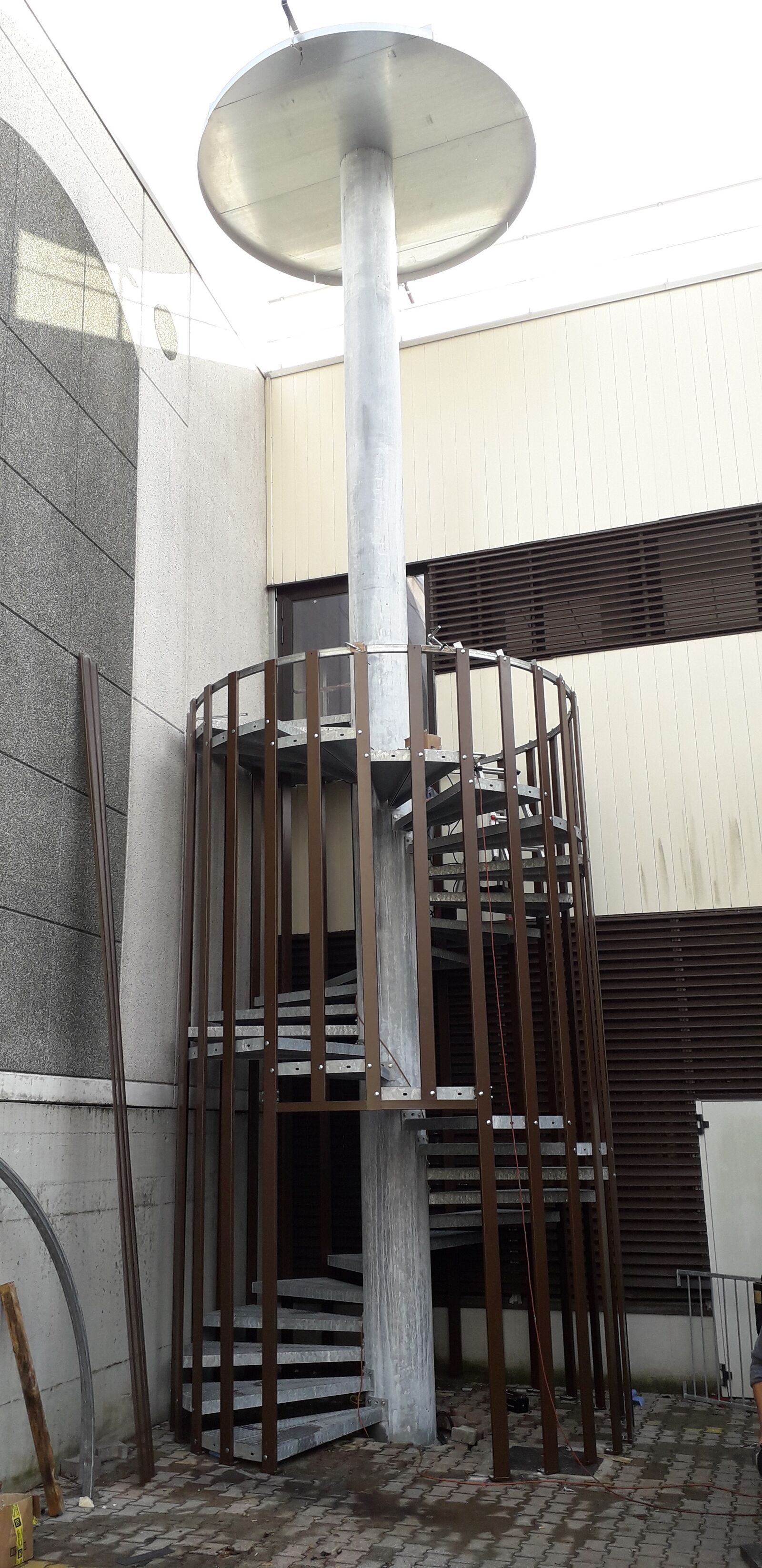 Scala di sicurezza a chiocciola Effevi per Lafer (124_04.jpg)