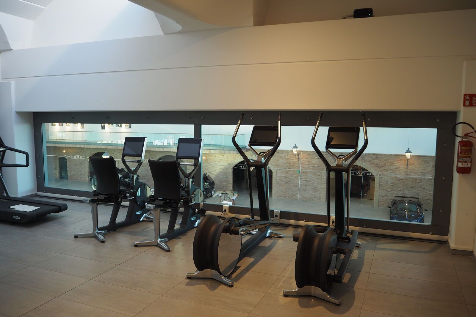 Rivestimento facciata Effevi per Pagani Automobili (227__35.JPG)