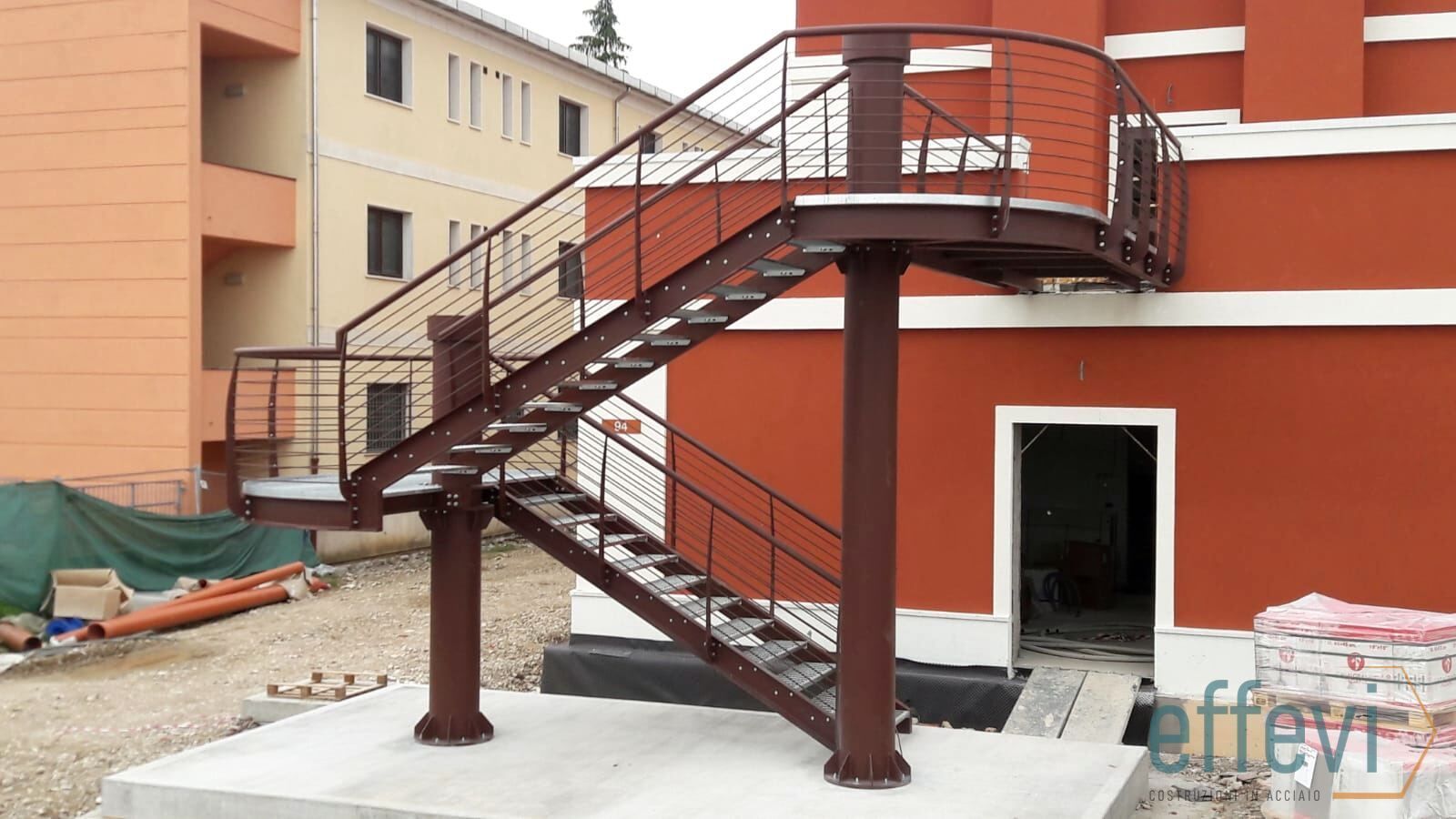 Scala di sicurezza Effevi per Caserma del Din (151_07.jpg)