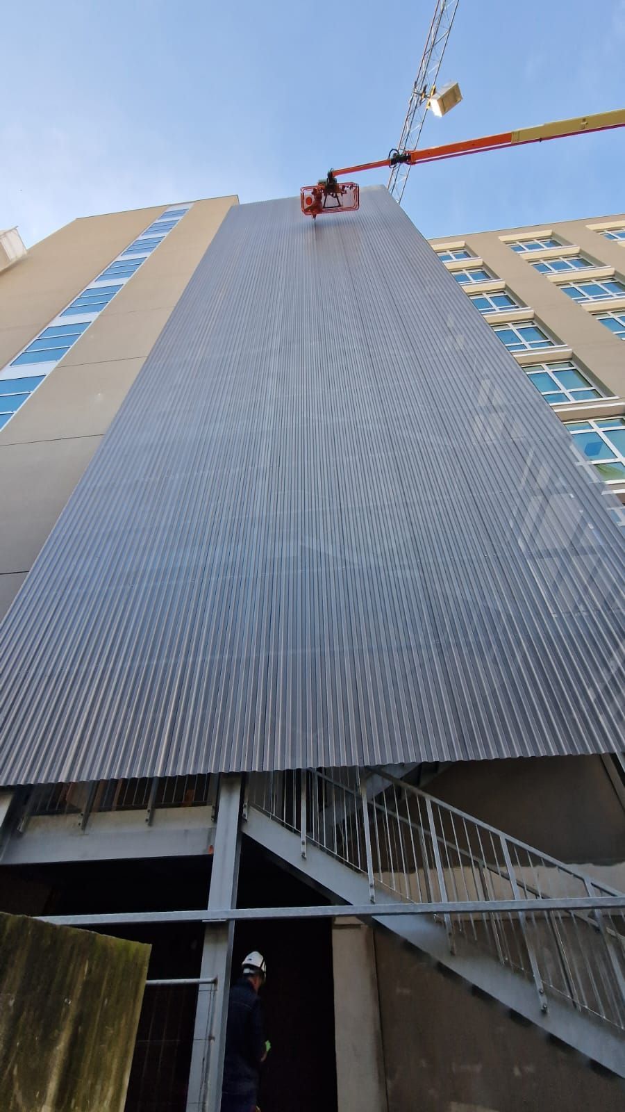 Scale di sicurezza rivestita Effevi per Serenissima Ristorazione (233_11.jpg)