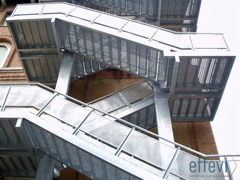 Scala di sicurezza Effevi per Istituto Brocchi