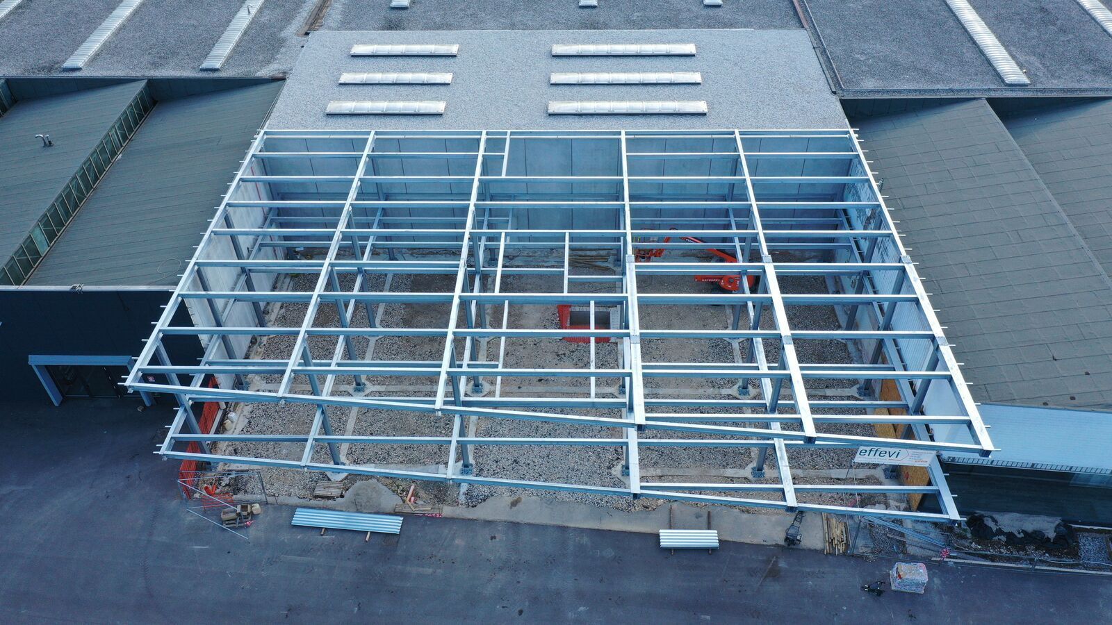 Edificio in acciaio Effevi per Elledi (222_22.JPG)