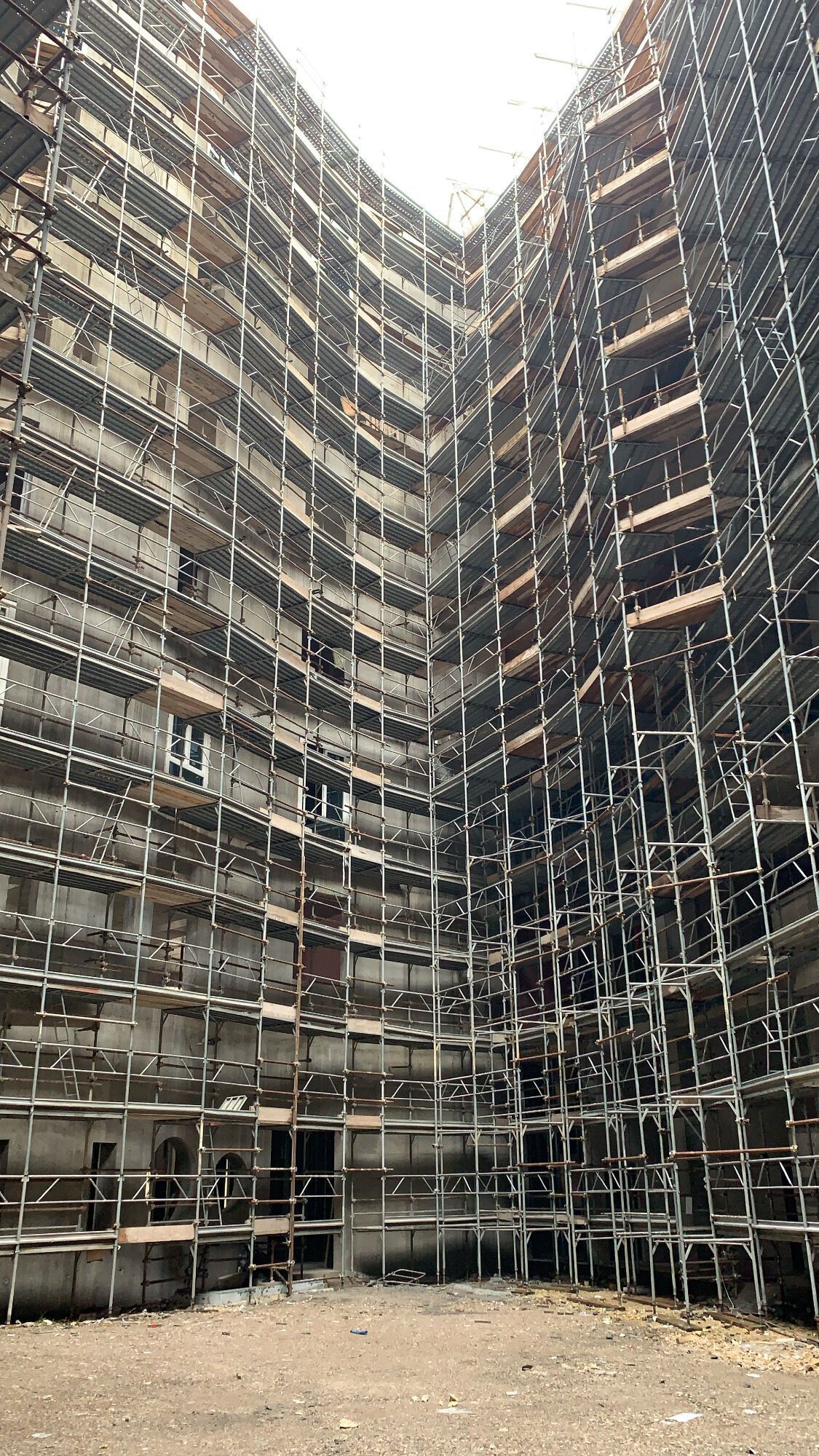 Struttura a disegno, su misura Effevi per Ospedale di Montecchio Maggiore: Bow Windows (195__6.jpg)