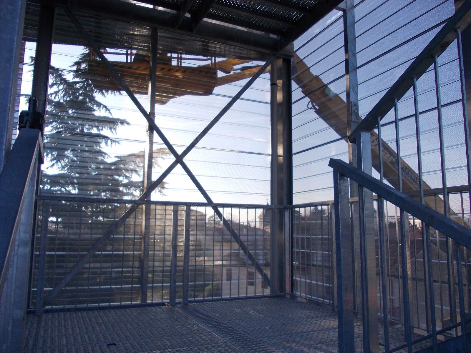 Scale di sicurezza rivestita Effevi per Casa di Riposo Domenico Cardo (133_16.jpg)