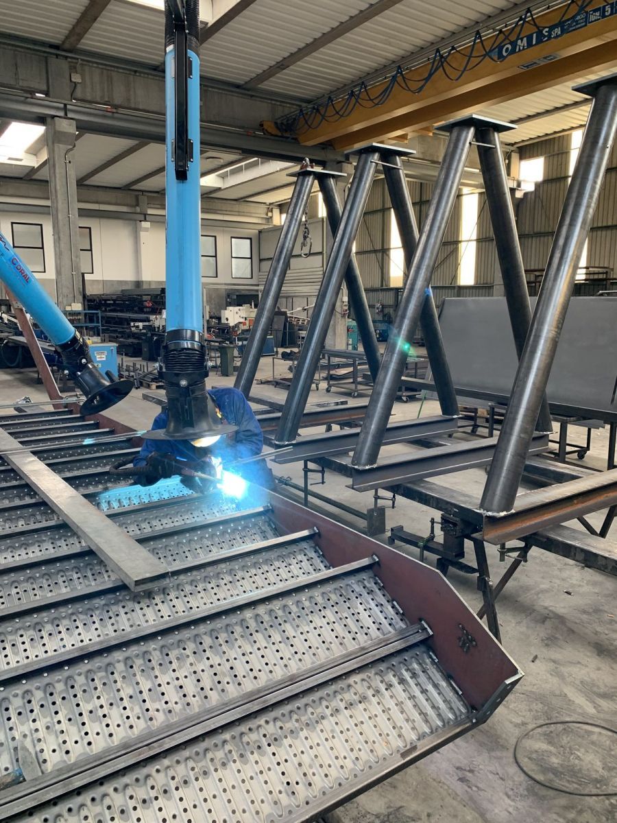 Scala di sicurezza Effevi per Iper Rossetto (211_01.jpg)