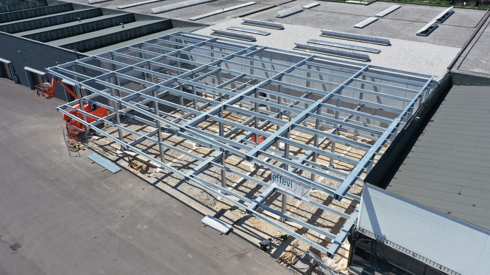 Edificio in acciaio Effevi per Elledi (222_19.JPG)