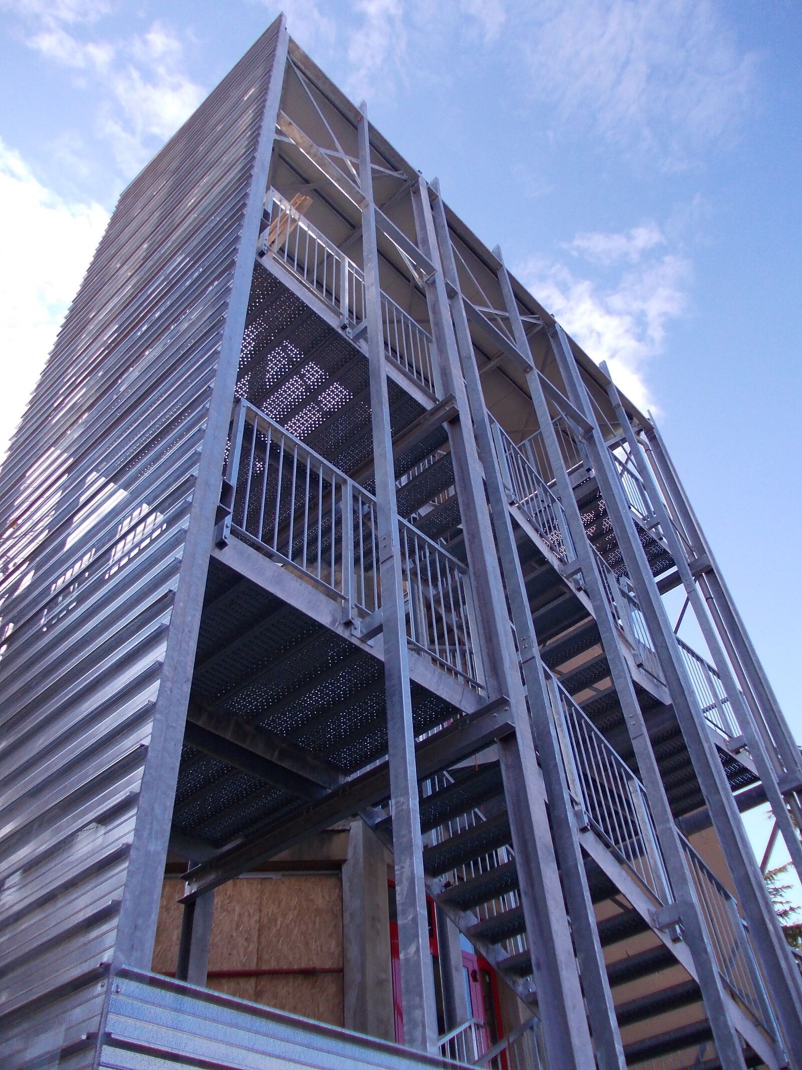 Scale di sicurezza rivestita Effevi per Casa di Riposo Domenico Cardo (133_11.jpg)