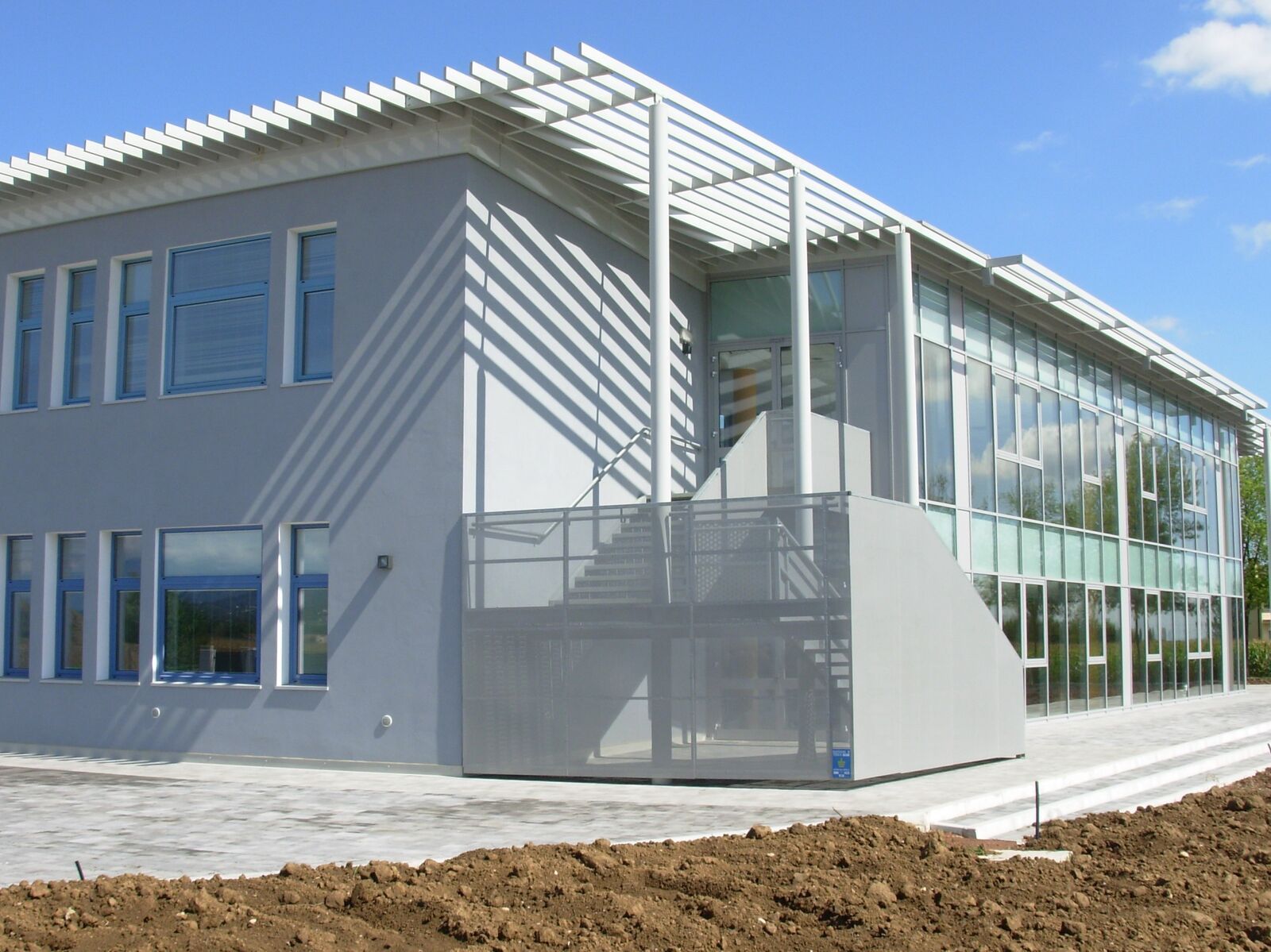 Scale di sicurezza rivestita Effevi per Scuola Media Giuseppe Ungaretti (136_06.jpg)