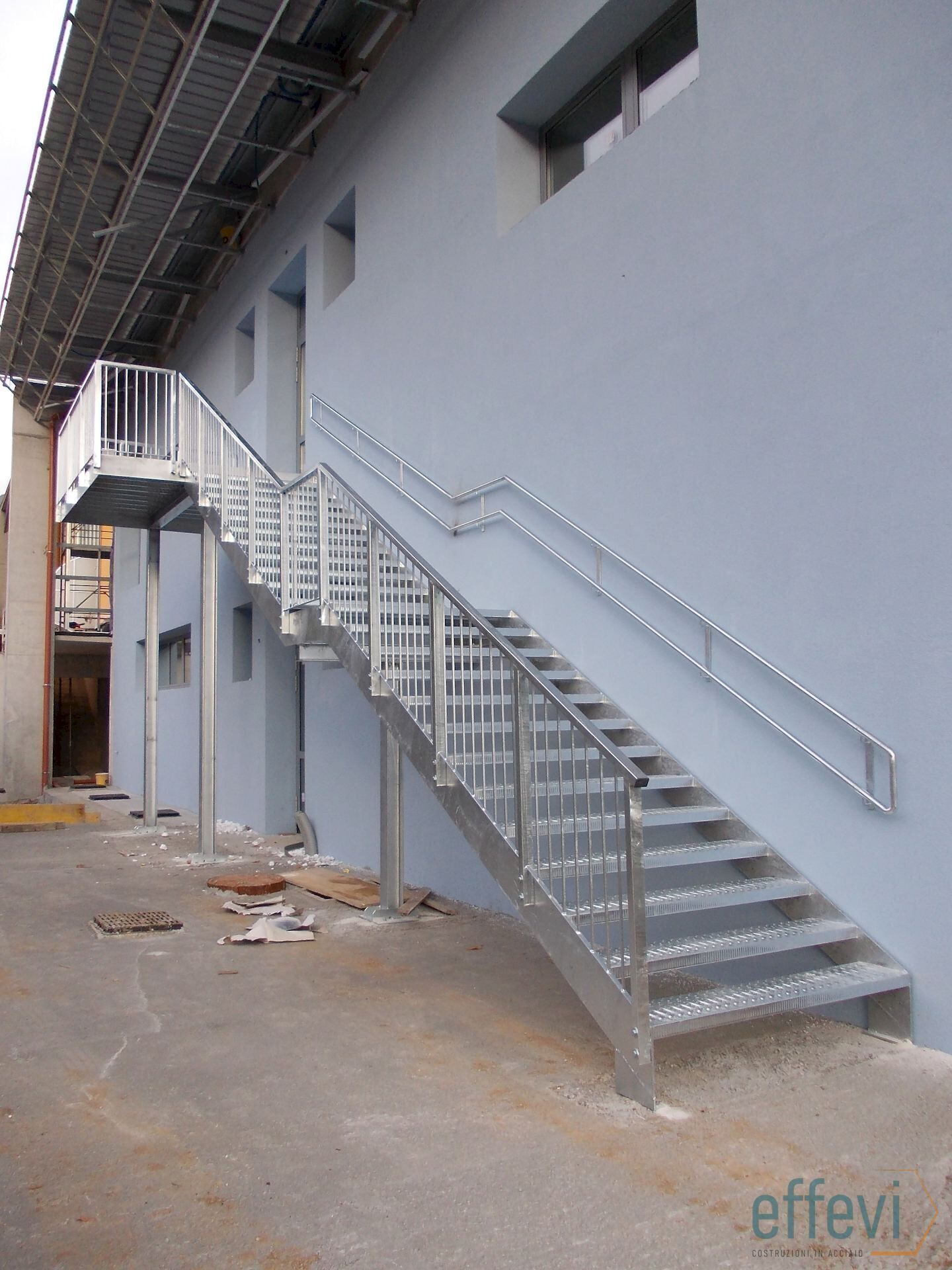 Scala di sicurezza Effevi per Scuola Primaria Nogaredo (170_01.jpg)
