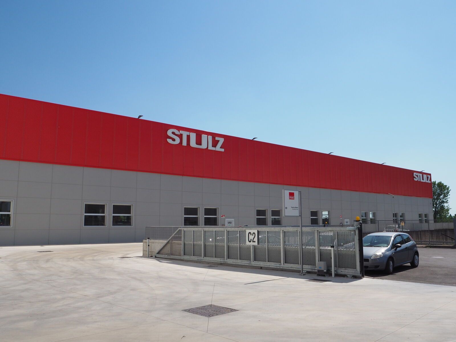 Rivestimento facciata Effevi per Stulz (84__3.JPG)