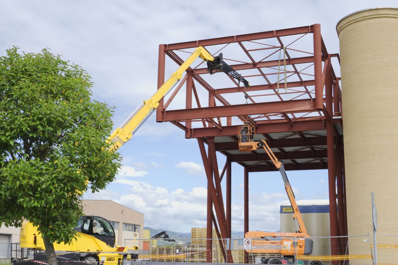 Edificio in acciaio Effevi per GEA Imaforni (189_04.jpg)