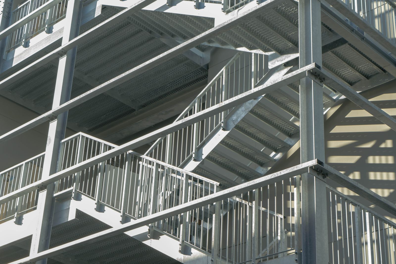 Scale di sicurezza rivestita Effevi per Serenissima Ristorazione (233_07.jpg)