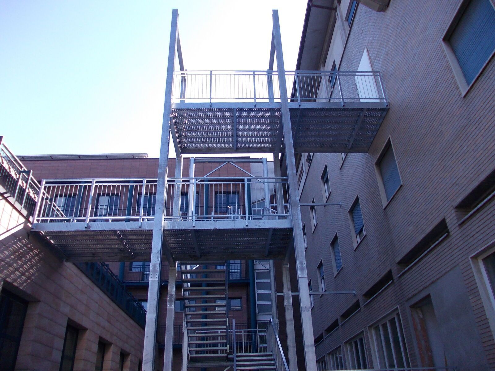 Scala di sicurezza Effevi per Fondazione Don Carlo Gnocchi (155_04.jpg)