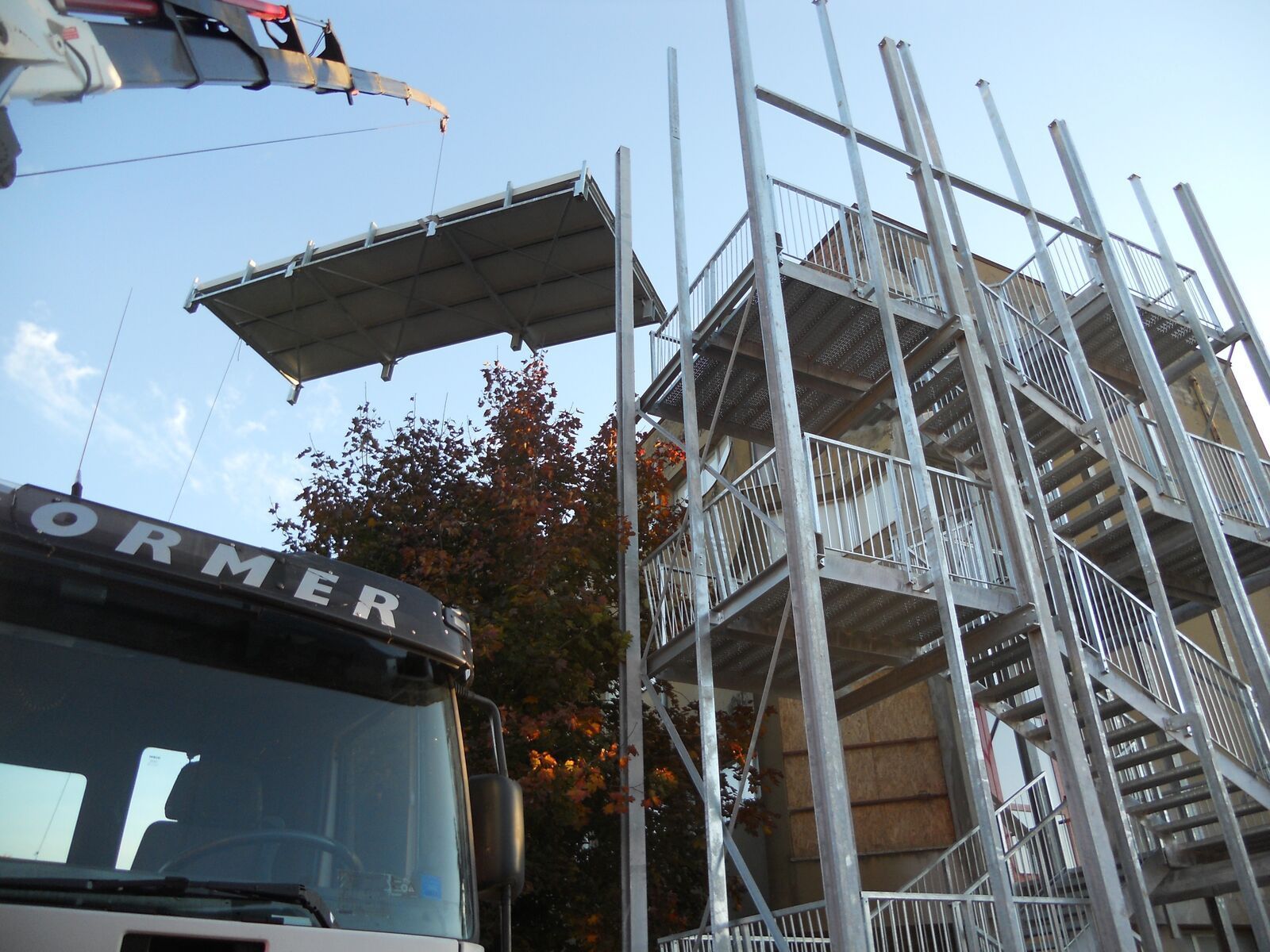 Scale di sicurezza rivestita Effevi per Casa di Riposo Domenico Cardo (133_07.JPG)