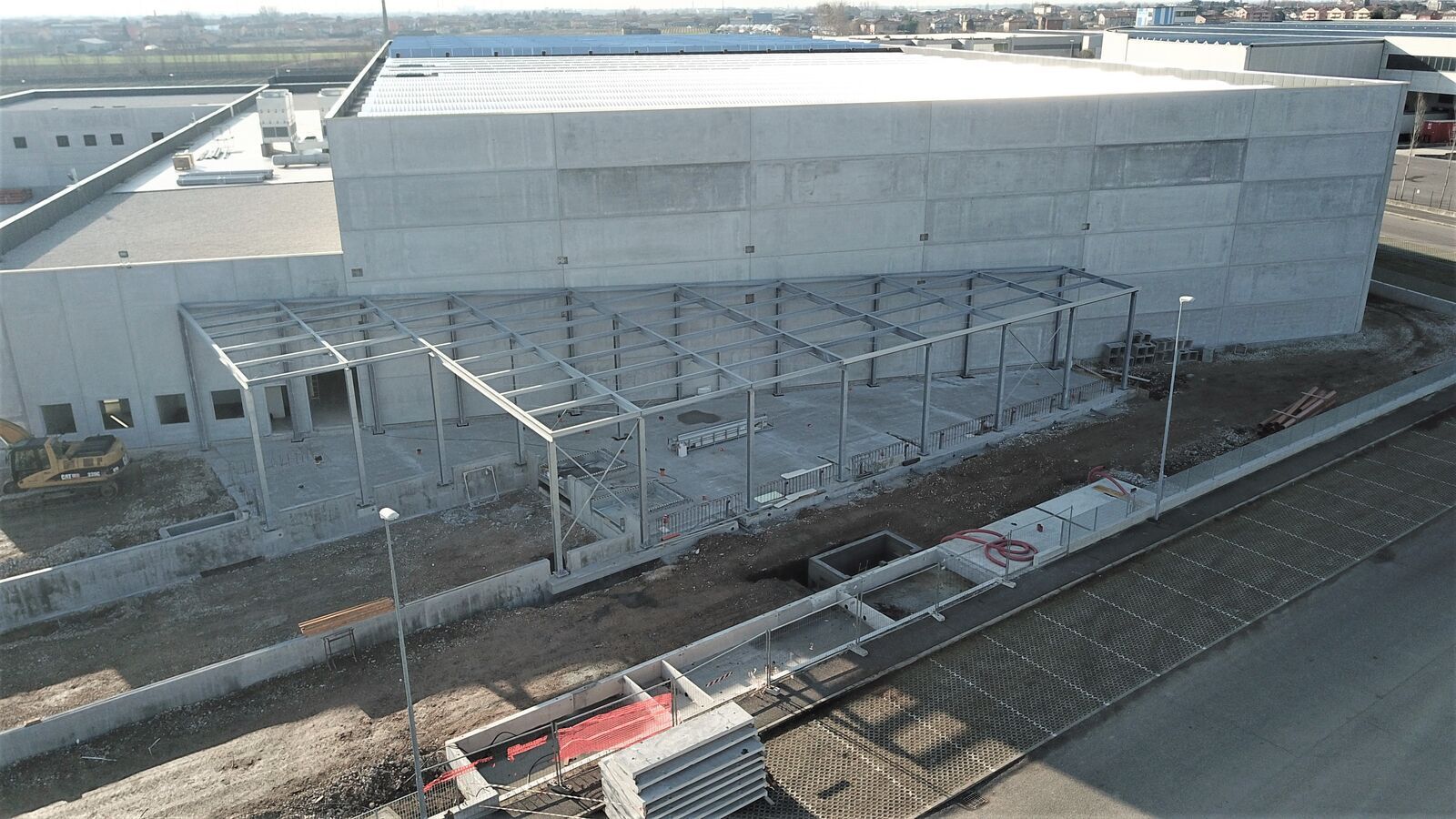 Edificio in acciaio Effevi per Pregis (55__19.JPG)