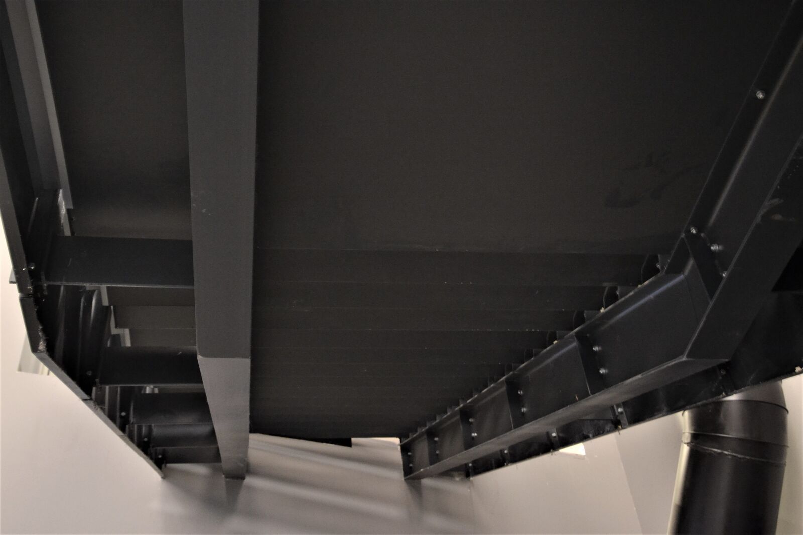 Scala di servizio architettonica Effevi per UCI Cinemas Tiare Shopping (117_13.JPG)