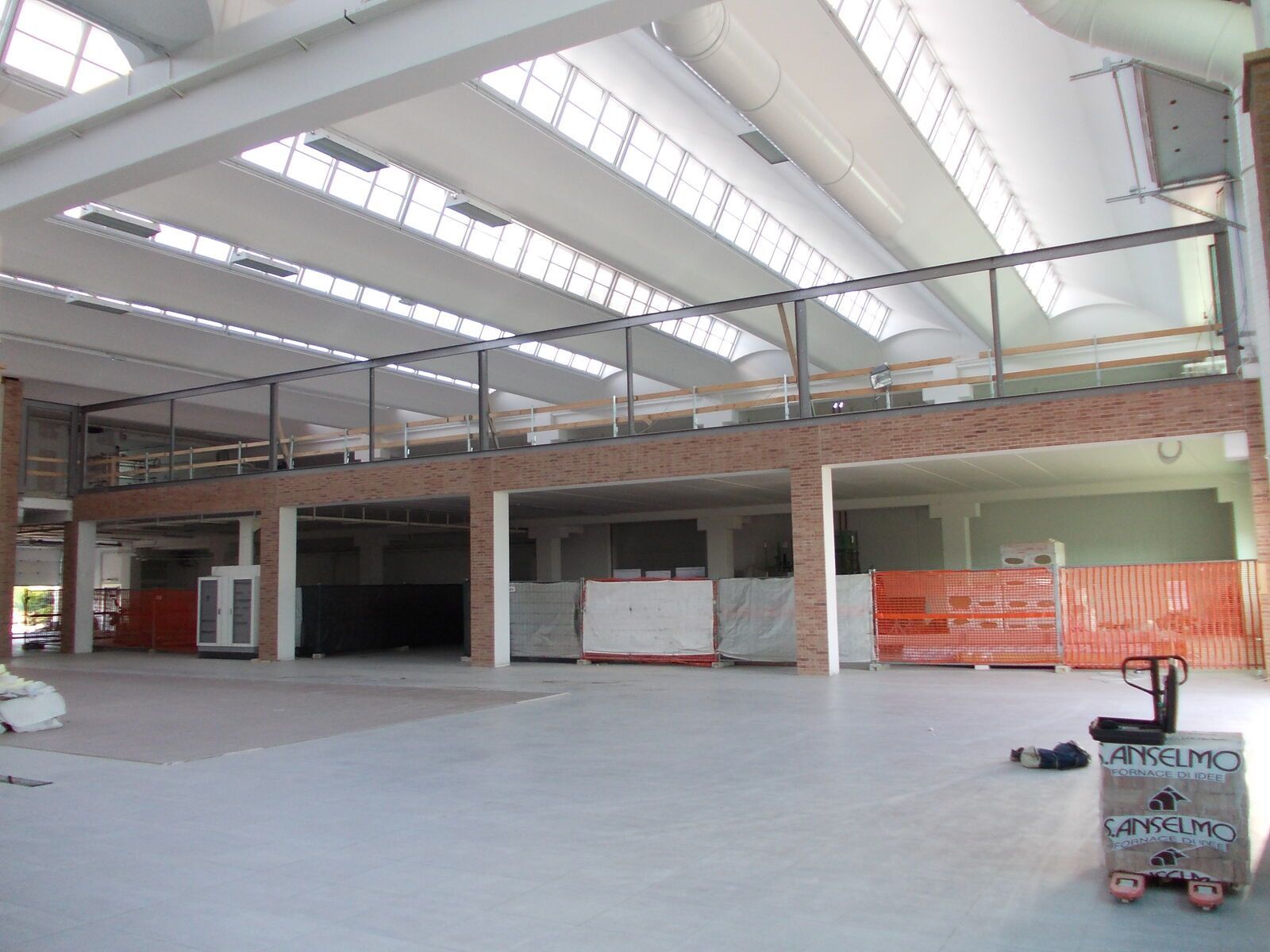 Rivestimento facciata Effevi per Pagani Automobili (227__1.jpg)