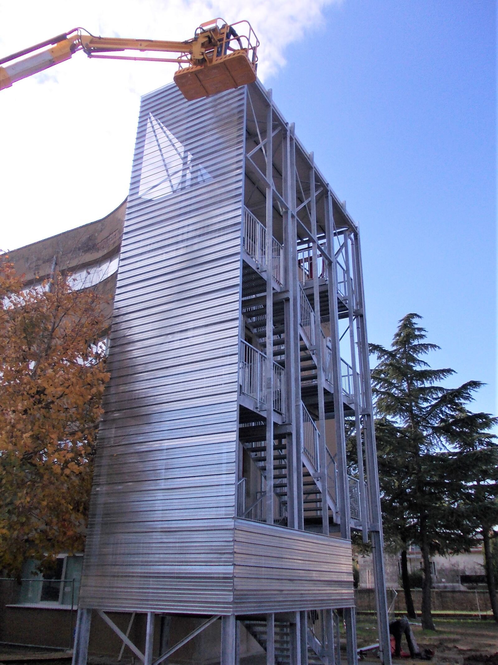 Scale di sicurezza rivestita Effevi per Casa di Riposo Domenico Cardo (133_12.jpg)