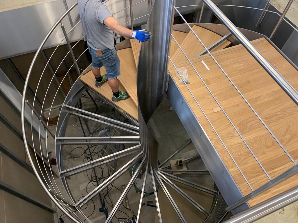 Scala di servizio architettonica Effevi per J&A (113__15.jpg)