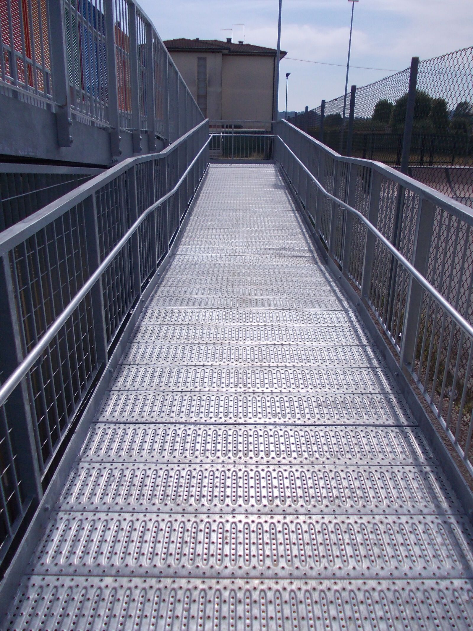 Rampa per disabili Effevi per Villaggio Americano (79__18.JPG)