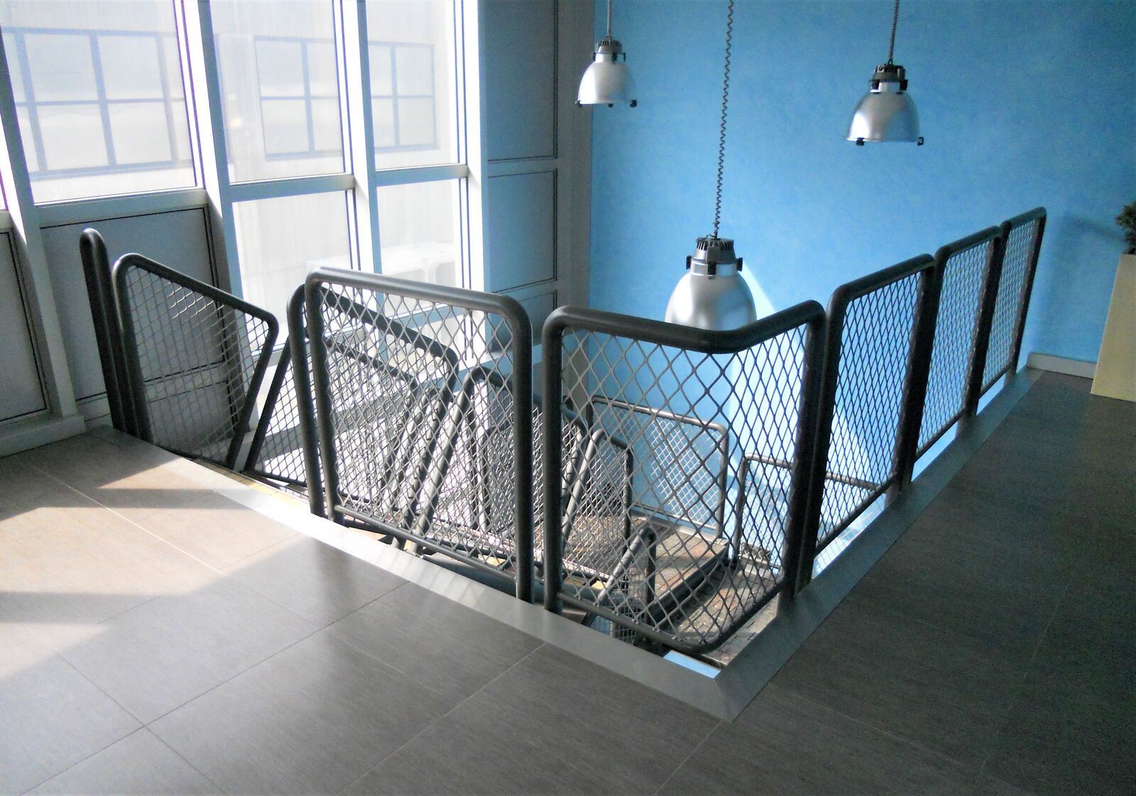 Scala di servizio architettonica Effevi per Crestan Fratelli (118_07.JPG)