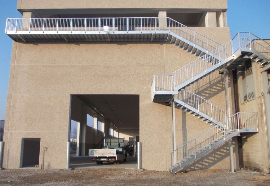 Scala di sicurezza Effevi per Tiemme Raccorderie