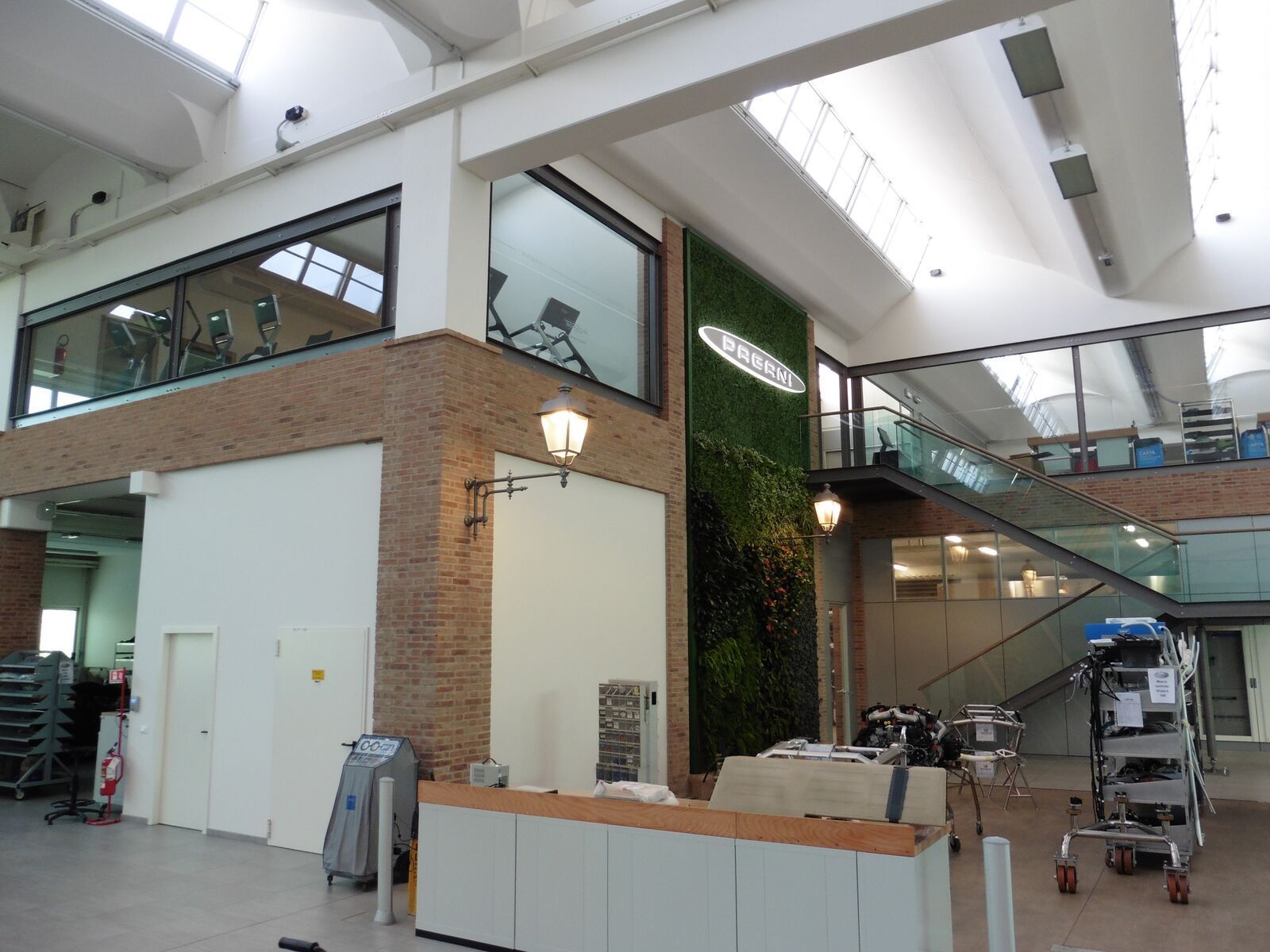 Rivestimento facciata Effevi per Pagani Automobili (227__33.JPG)