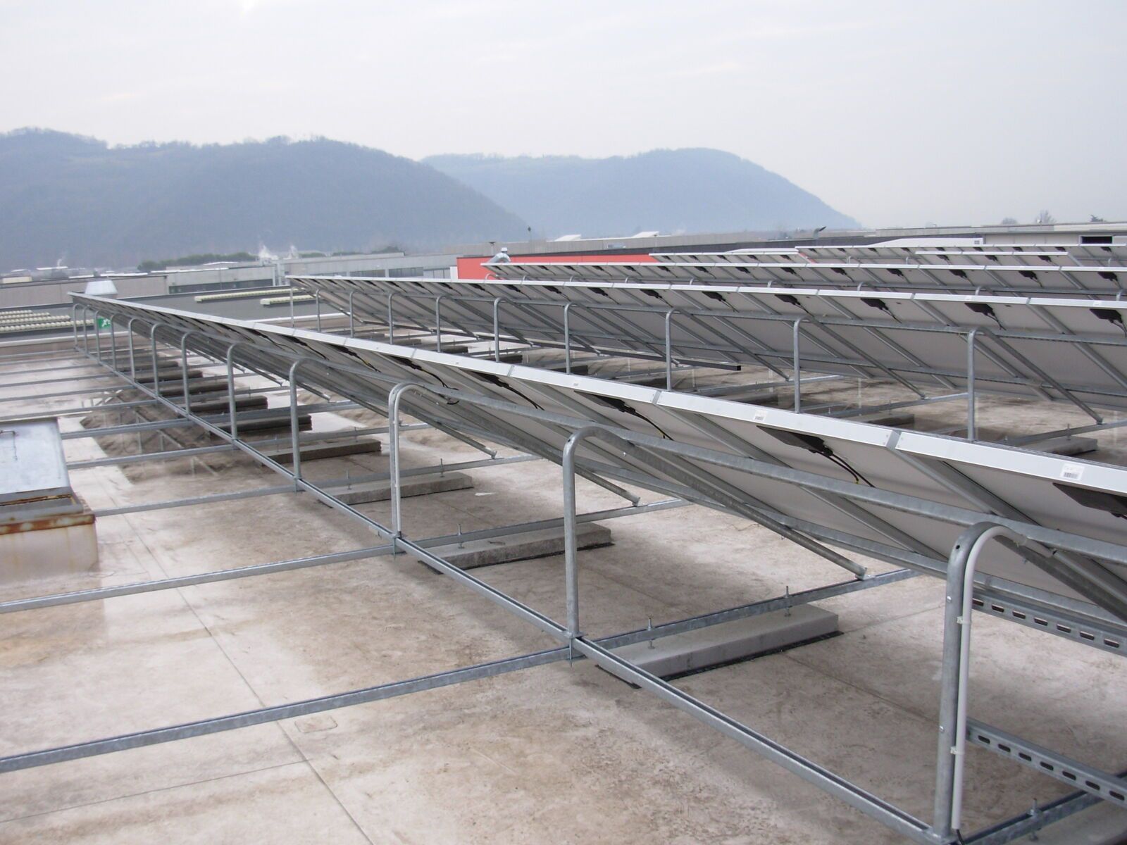 Struttura di sostegno per moduli fotovoltaici Effevi per Meneghini (194__8.jpg)