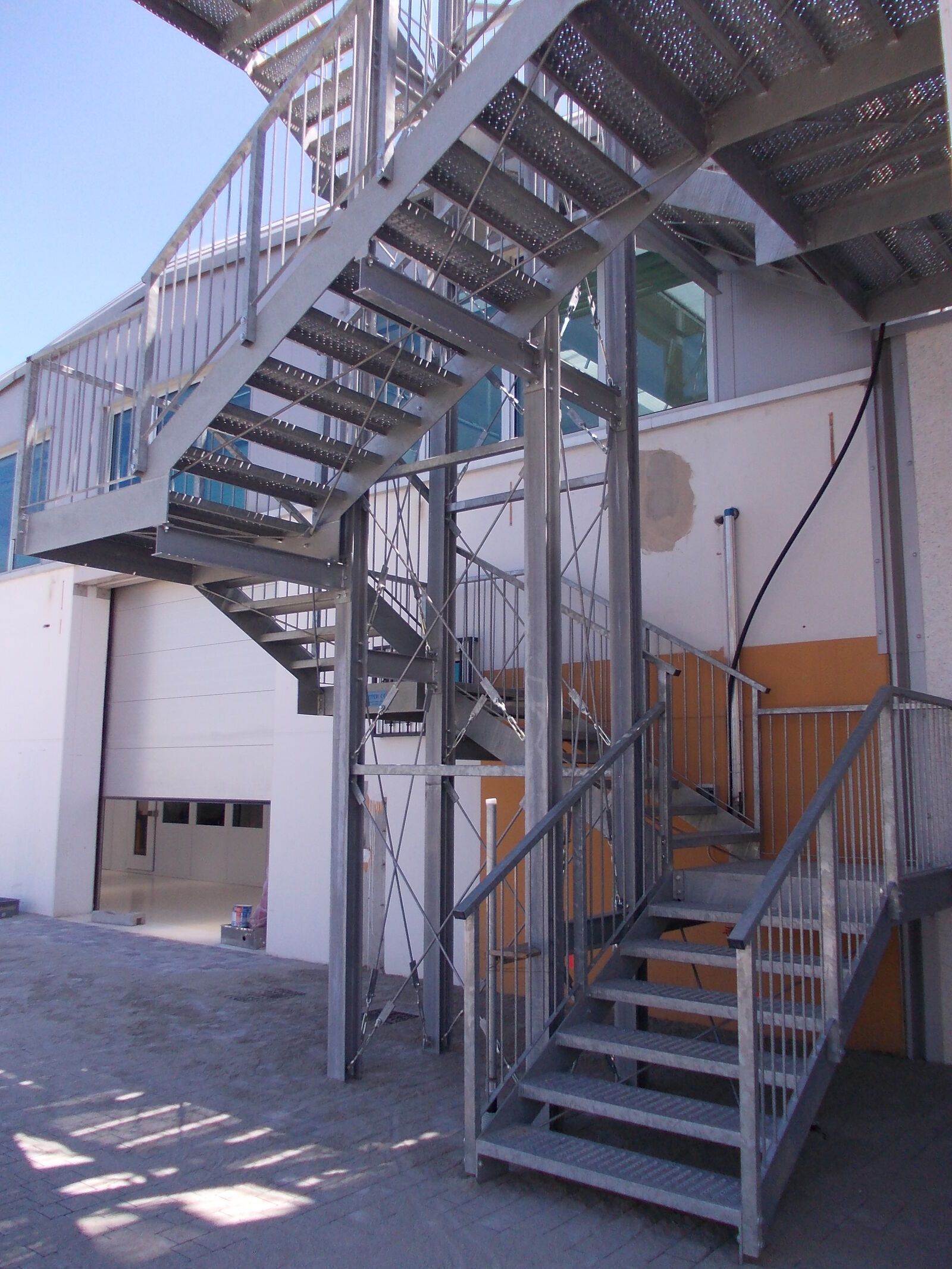 Scala di sicurezza Effevi per Pagani Automobili (144__4.jpg)