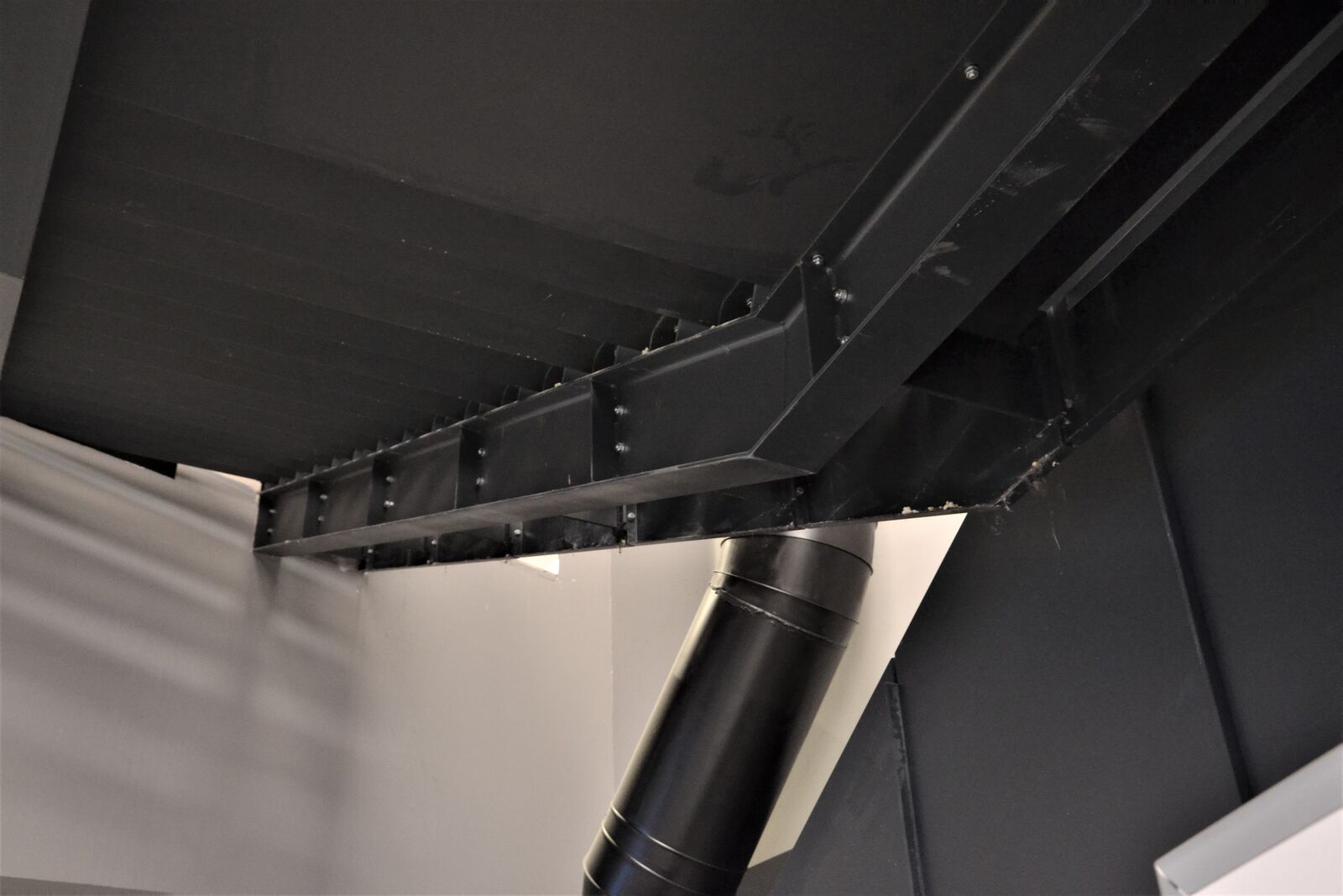 Scala di servizio architettonica Effevi per UCI Cinemas Tiare Shopping (117_14.JPG)