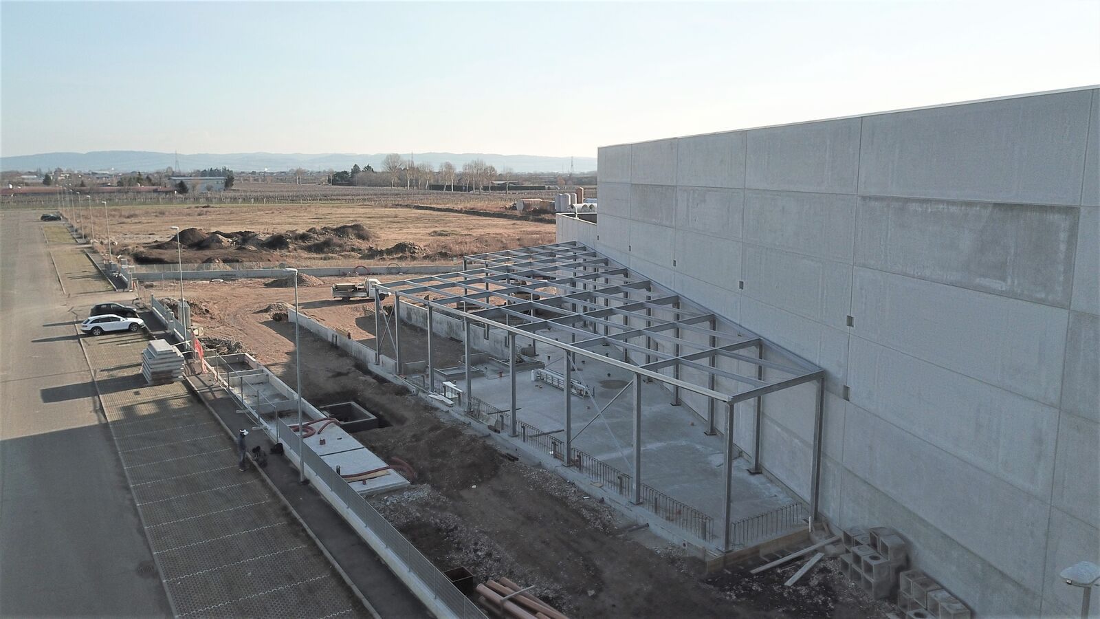 Edificio in acciaio Effevi per Pregis (55__16.JPG)