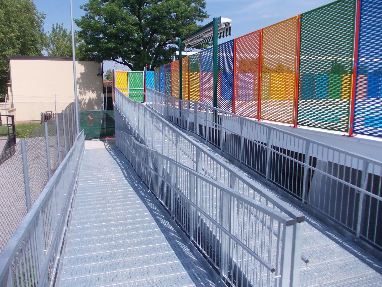 Rampa per disabili Effevi per Villaggio Americano (79__22.JPG)