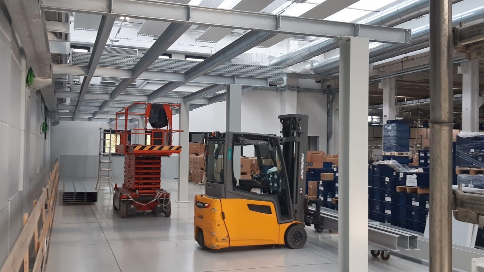 Soppalco in acciaio Effevi per SIR - Linee produttive (soppalco_in_acciaio_linee_produttive_6.jpg)